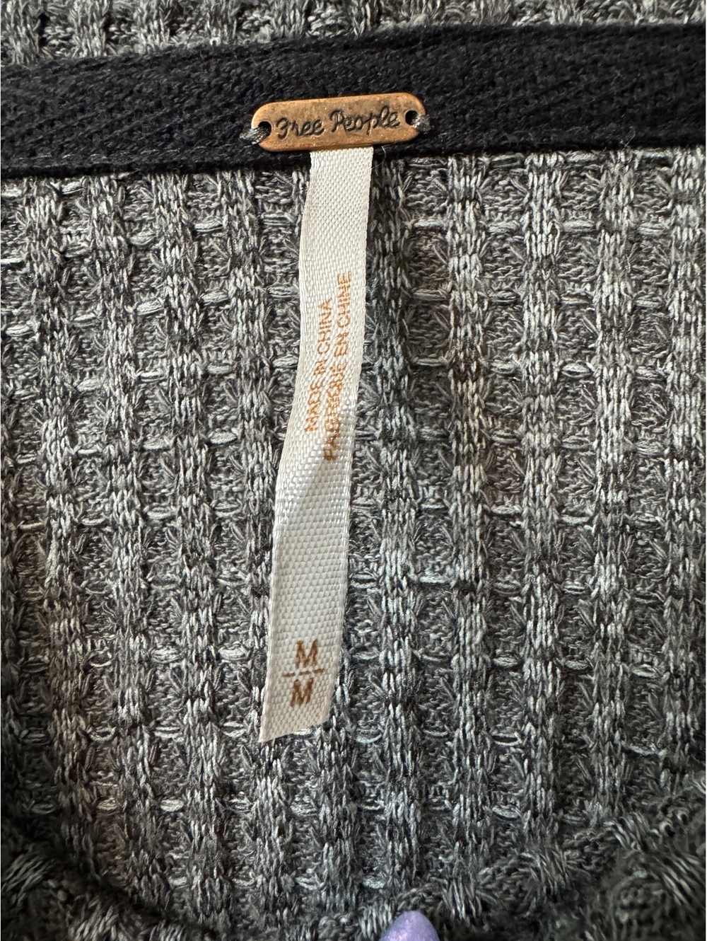 Free People charcoal gray waffle-knit turtleneck cropped top Size Medium - Picture 4 of 4